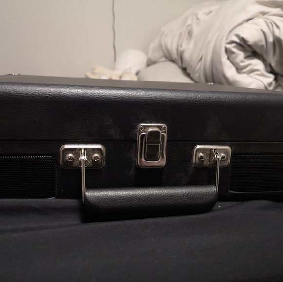 Suitcase Record Player - Picture 3 of 3